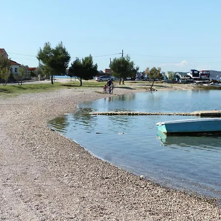 Апартаменты With A Parking Space Sukosan, Zadar - 14419