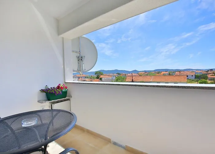 Апартаменты With A Parking Space Sukosan, Zadar - 14419